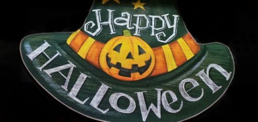 Halloween Traditions in the USA: Costumes, Candy & Fun